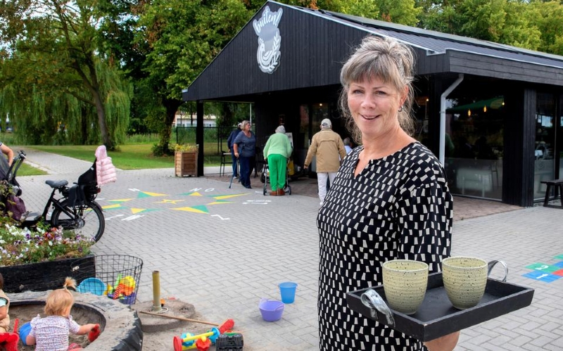 Theehuis 'Binnen bij Buiten' in Dronten nu ook op zondag open